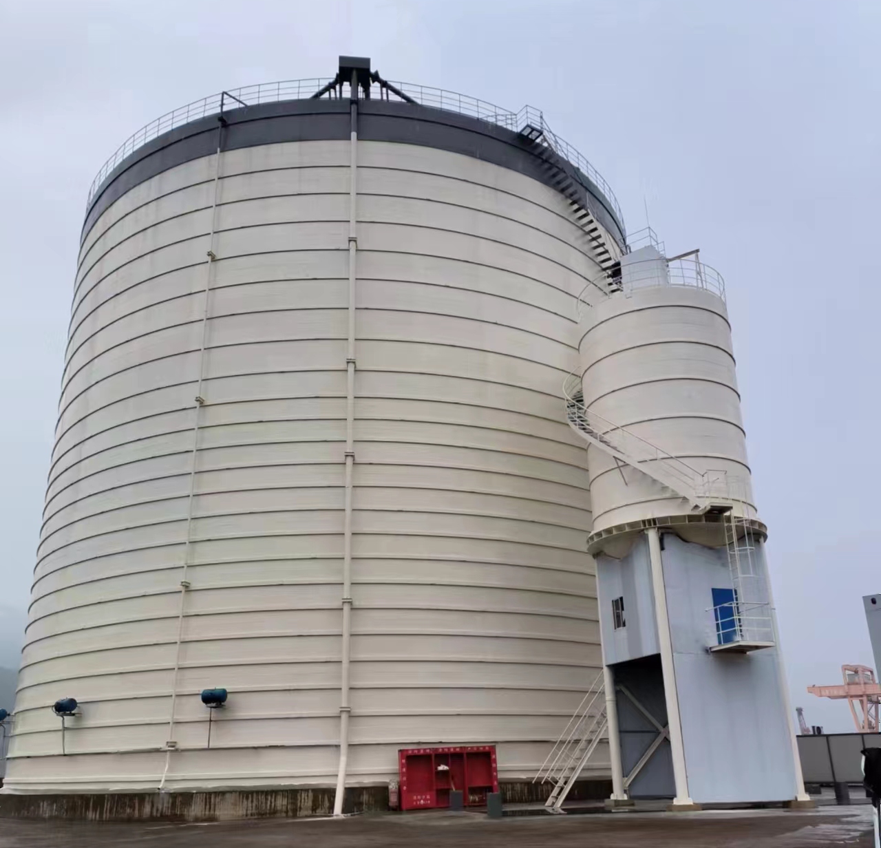 定海10万吨水泥钢板库